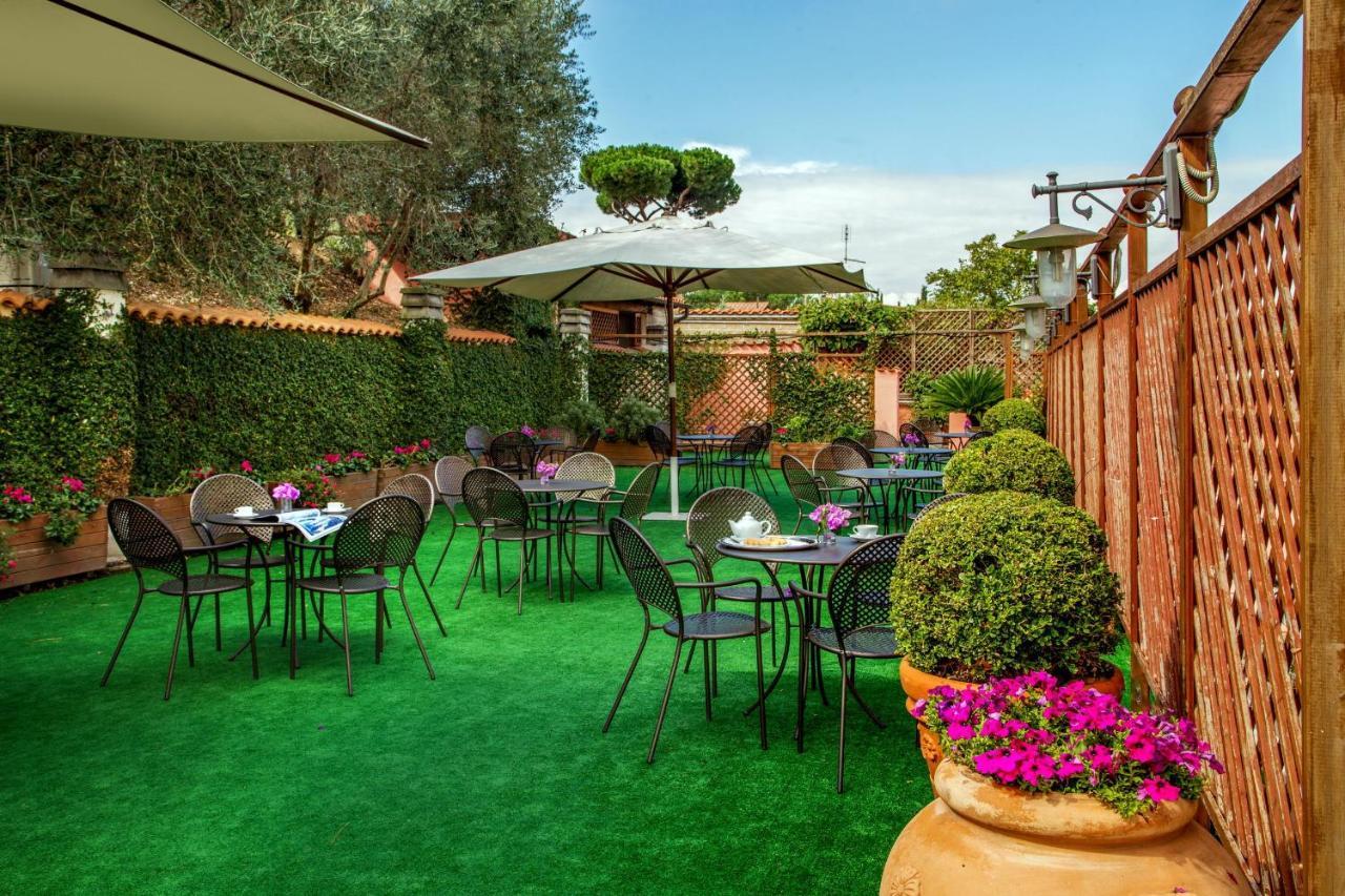 Marini Park Hotel カステル・ディ・レバ エクステリア 写真