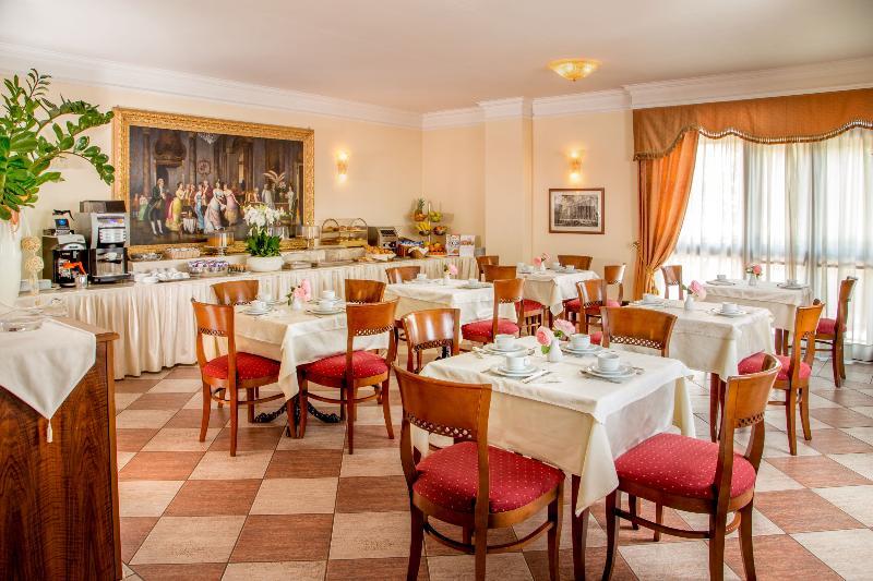 Marini Park Hotel カステル・ディ・レバ エクステリア 写真