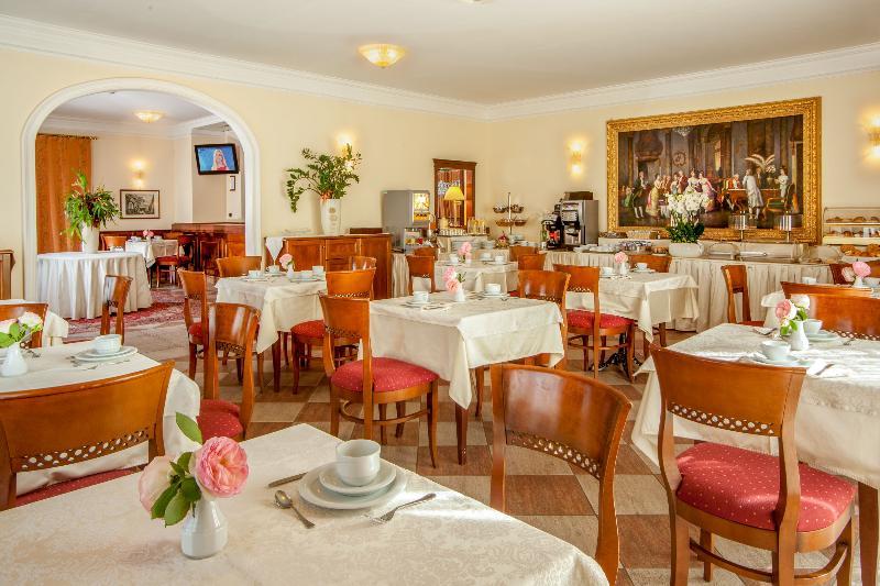 Marini Park Hotel カステル・ディ・レバ エクステリア 写真
