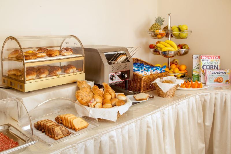 Marini Park Hotel カステル・ディ・レバ エクステリア 写真